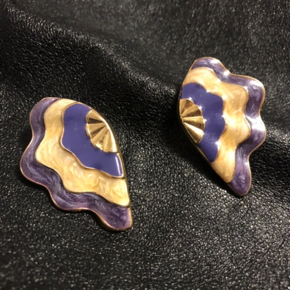 Purple and gold vintage 80’s earrings